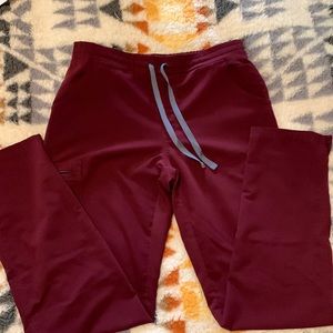 Figs yola skinny scrub pants. Burgundy.